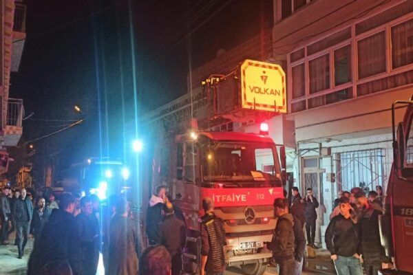 Bursa’da evde çıkan yangında 2 kardeş hayatını kaybetti haberi