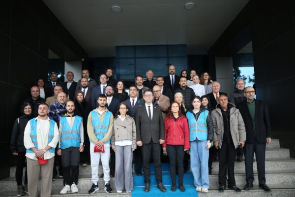 Çanakkale’de toplanan 10 bin kitap Hatay’a gönderildi haberi