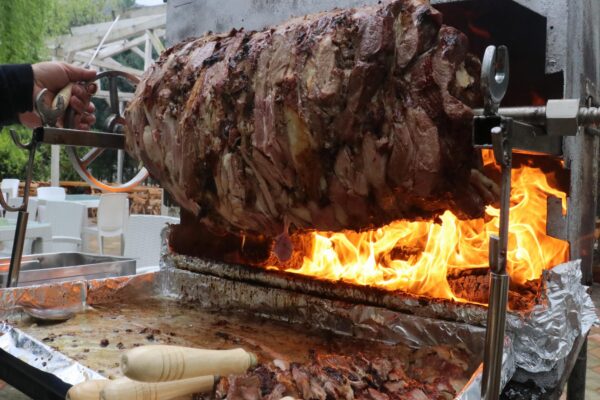Çınarcık’ta Kaymakamlık tarafından kurulan tesis turizme katkı sunacak haberi