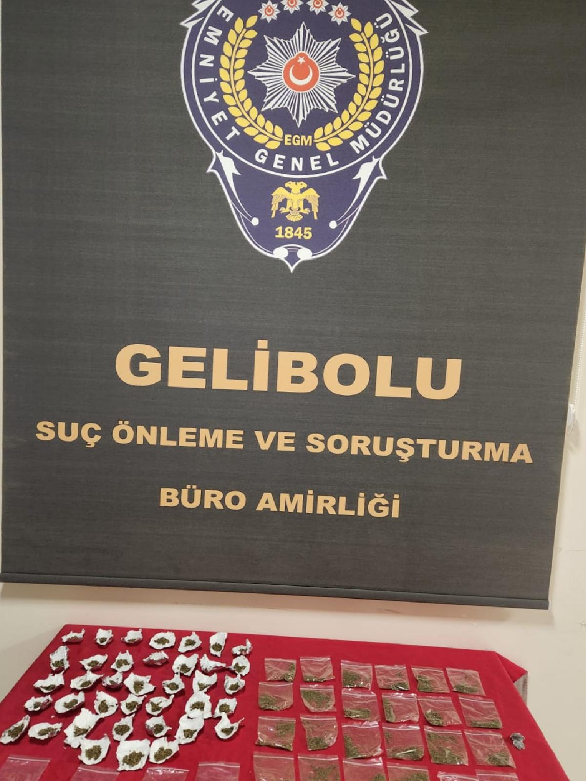 geliboluda-uyusturucu-operasyonunda-1-zanli-yakalandi-haberi-AIJ1hEYa.jpg