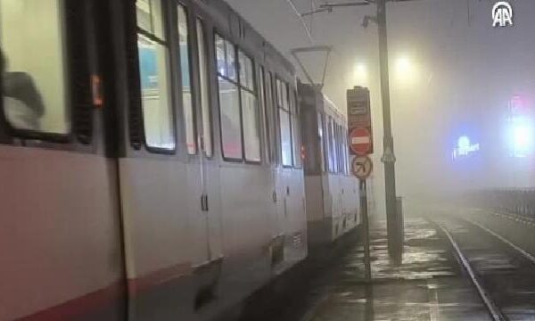 İstanbul’da bazı bölgelerde sis etkili oluyor haberi