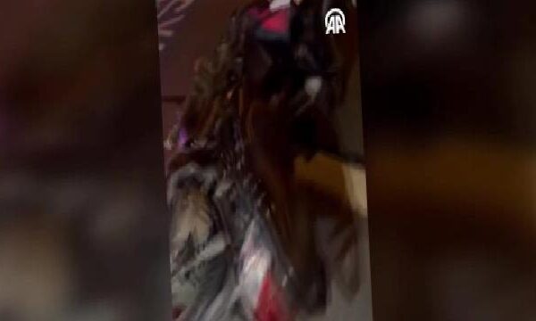 İstanbul’da polisle çatışan iki şüpheli vurularak yakalandı haberi