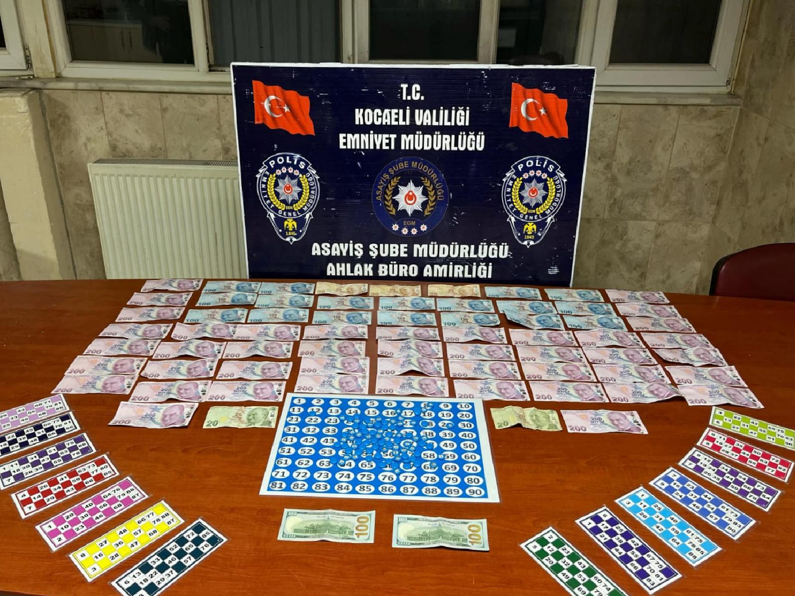 kocaelide-kumar-oynayan-9-kisiye-83-bin-223-lira-ceza-kesildi-haberi-Qa7s8TaP.jpg