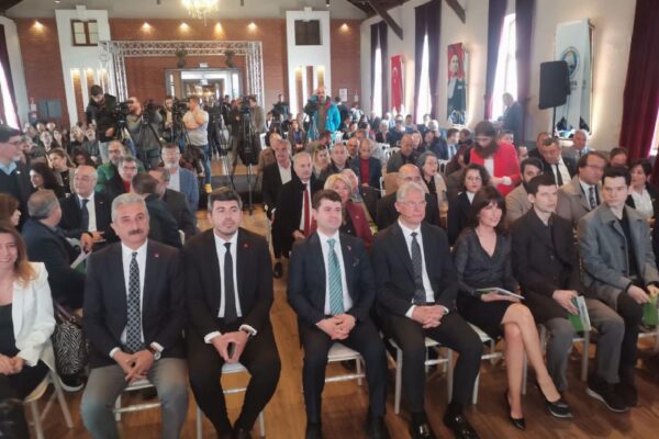 Mudanya Belediye Başkanı Deniz Dalgıç, görevindeki ilk yılını değerlendirdi haberi