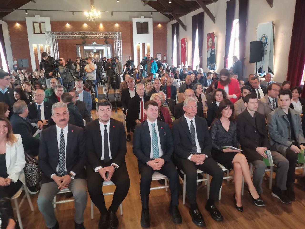 mudanya-belediye-baskani-deniz-dalgic-gorevindeki-ilk-yilini-degerlendirdi-haberi-tMFPiiww.jpg