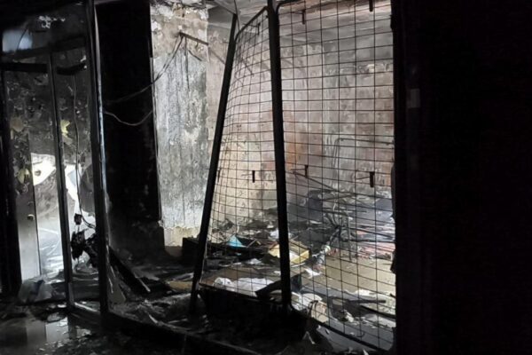 Sultangazi’de çıkan yangın itfaiye ekiplerince söndürüldü haberi
