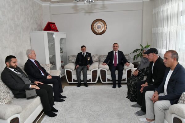 Tekirdağ Valisi Soytürk bayram ziyaretlerinde bulundu haberi