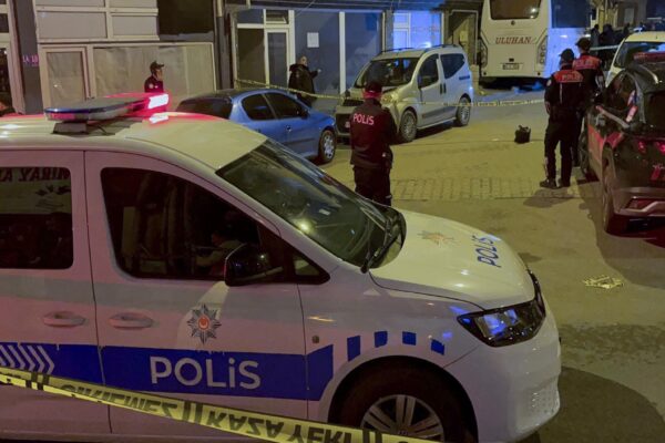 Tekirdağ’da elinde torpil patlayan çocuk yaralandı haberi