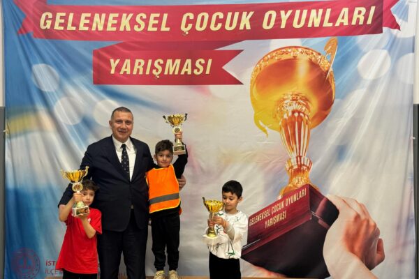 Tuzla’da geleneksel çocuk oyunları yarışması düzenlendi haberi