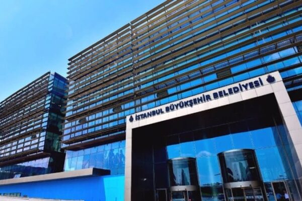 İBB Yolsuzluk Soruşturmasında Gözaltına Alınan 7 Kişi Tutuklandı
