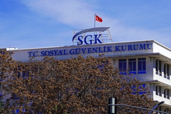 SGK, 18 Sözleşmeli Bilişim Personeli Alımı Yapacak