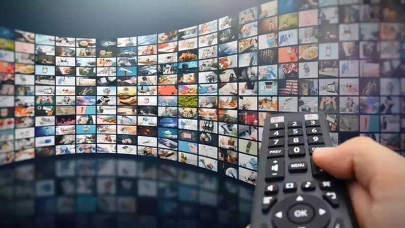 Akşam dizi keyfi yapmak isteyenler dizi araştırmalarına başladı. Peki bugün TV’de ne var? İşte 27 Mayıs TV yayın akışı ve salı günü yayınlanacak diziler…