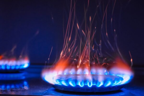 Avrupa’da Doğal Gaz Fiyatları Yükselişte: Jeopolitik Gelişmeler Piyasaları Etkiliyor