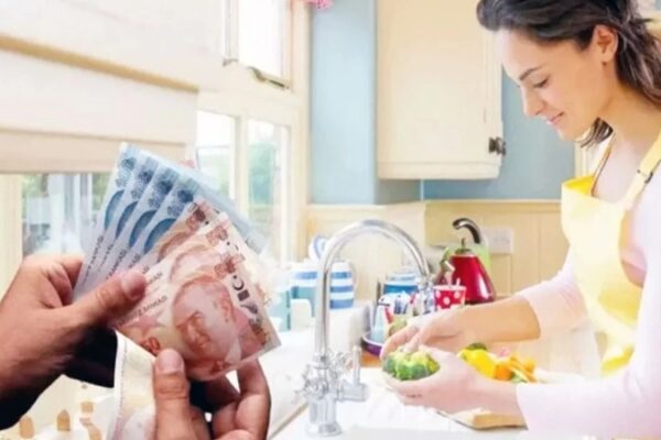 Ev Hanımlarına Emeklilik Kolaylığı: Prim Desteği, Yaş İndirimi ve Kısmi Emeklilik Geliyor