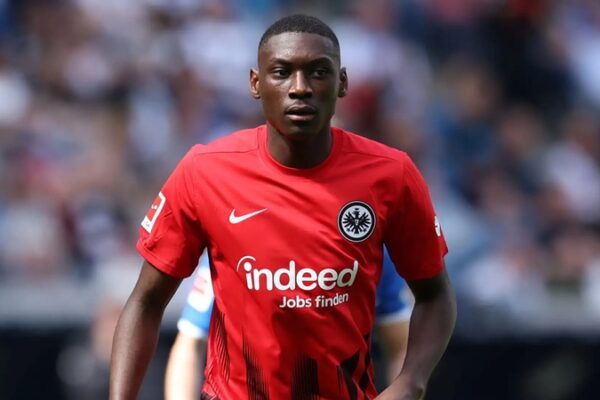 Fenerbahçe Aradığı Golcüyü Buldu: Kolo Muani İçin Görüşmeler Başladı