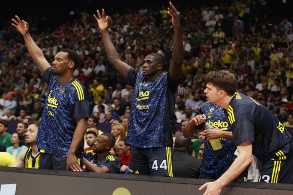 Fenerbahçe Beko, EuroLeague Finali’nde: Panathinaikos’u Mağlup Etti