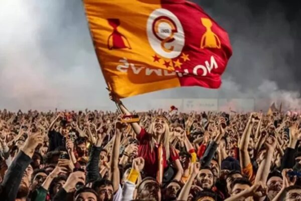 Galatasaray Şampiyonluk Kutlamalarında Kimler Sahne Alacak?