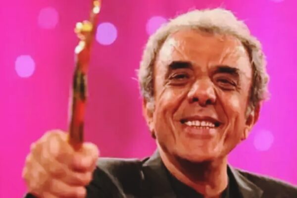 Ünlü Yönetmen Ali Özgentürk 80 Yaşında Hayatını Kaybetti