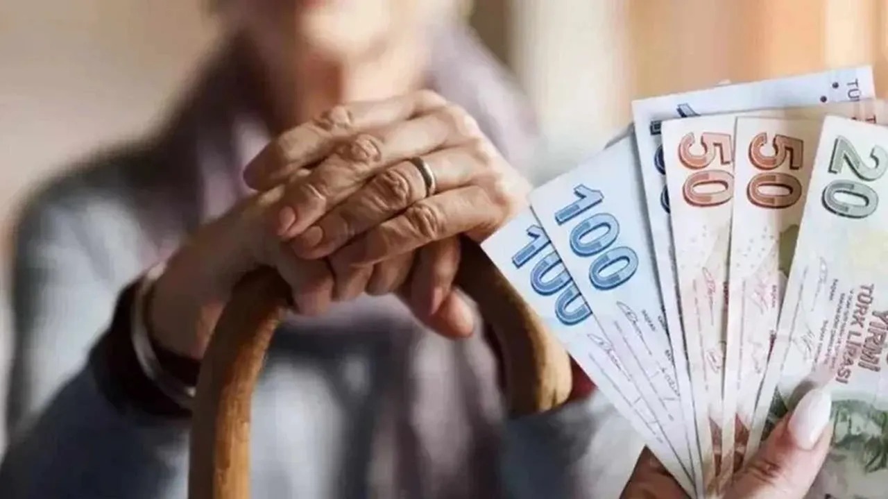 Emekli bayram ikramiyesi