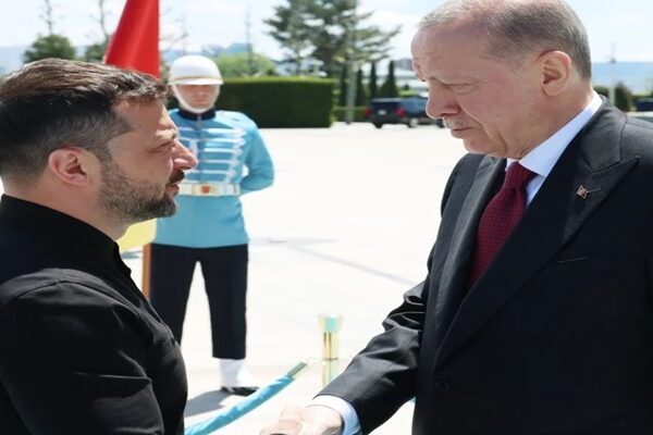 Zelenskiy, Türkiye’ye Heyet Göndereceğini Açıkladı