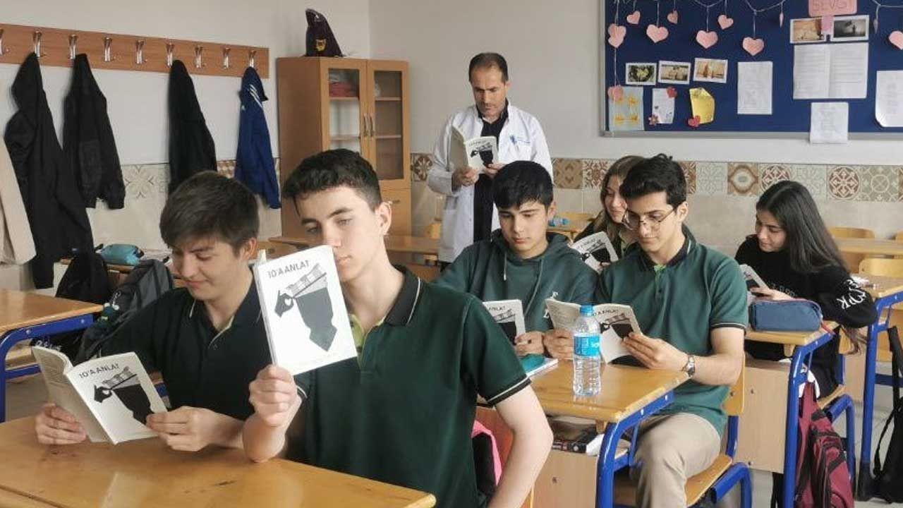 lise eğitimi alan öğrenciler