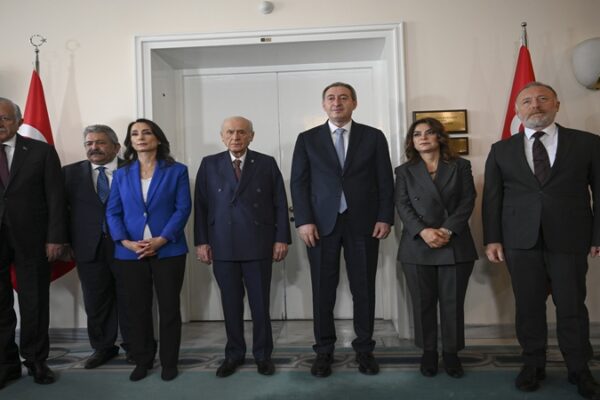 MHP ve DEM Parti Heyeti Mecliste Bir Araya Geldi