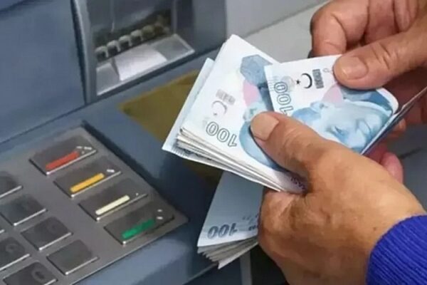 Emekli Bayram İkramiyesi Ödemeleri Bugün Başladı: Kim, Ne Zaman Alacak?
