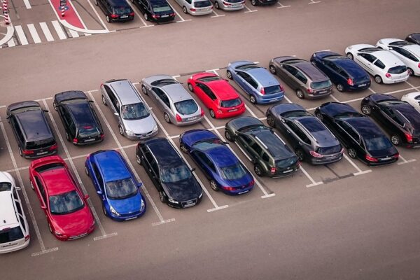 İstanbul’da Otopark Fiyatları Uçtu: Araç Sahipleri Zor Durumda