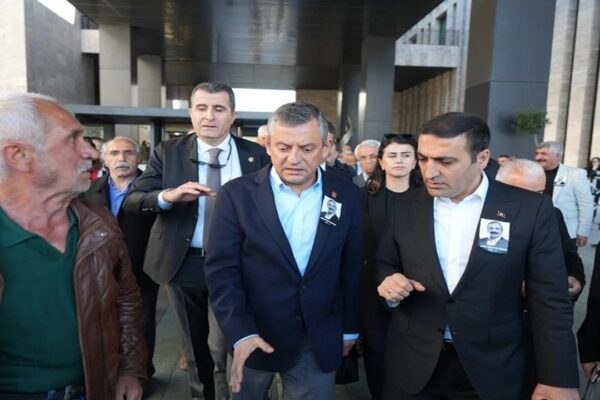 CHP Lideri Özgür Özel’e Saldırı: Selçuk Tengioğlu Gözaltında