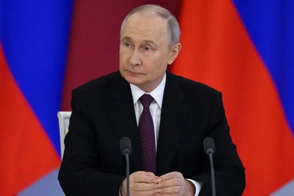 Putin’den Ateşkes Mesajı: “Ukrayna ile Anlaşma Sağlanırsa Mümkün”
