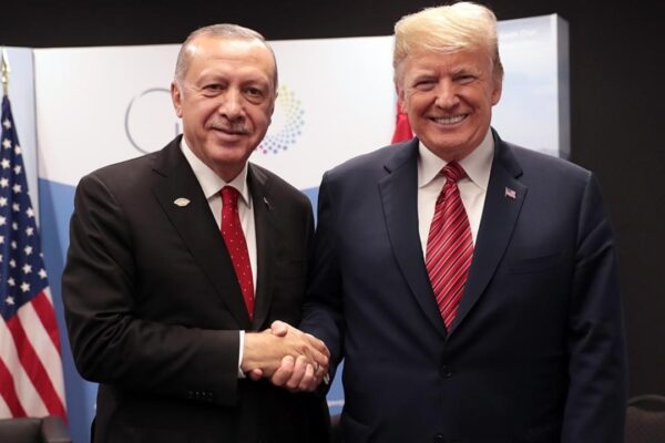 Trump, Erdoğan’a Rusya-Ukrayna Savaşının Sonlandırılması İçin İş Birliği Talebinde Bulundu