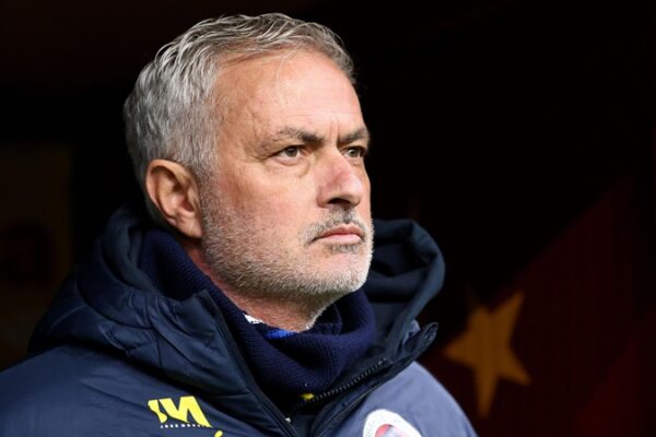 Jose Mourinho Taraftarları Şaşırttı: “Ben Olsam Maça Gelmezdim”