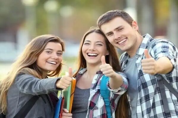 Farklı Şehirde Okuyan Öğrencilere 3.800 TL Ulaşım Desteği Verilecek