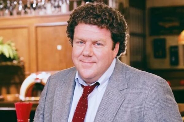 “Cheers” Dizisinin Efsane İsmi George Wendt Hayatını Kaybetti