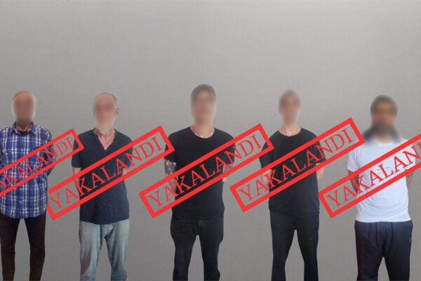Kırmızı Bültenle Aranan 5 Suçlu Gürcistan’dan Türkiye’ye İade Edildi