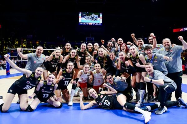 Filenin Sultanları VNL’de İlk Haftayı Kayıpsız Geçti