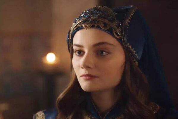 Esila Umut “Mehmed Fetihler Sultanı” Dizisinden Ayrıldı