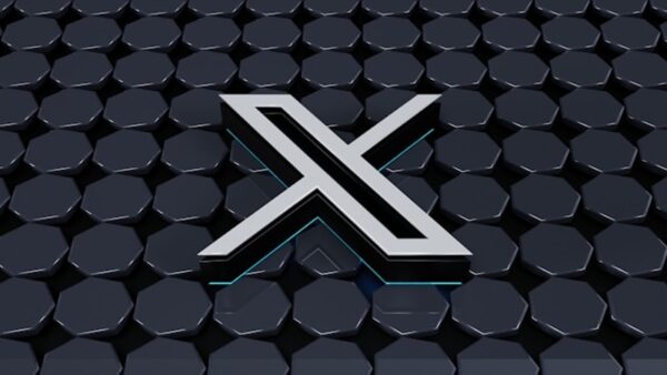 X, Fiziksel Banka Kartı Özelliğiyle X Money Hizmetini Hayata Geçiriyor