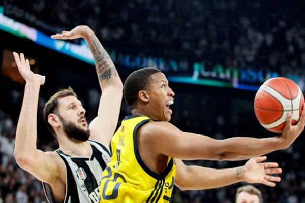 Fenerbahçe Beko ve Beşiktaş Fibabanka Şampiyonluk İçin Dördüncü Randevuda