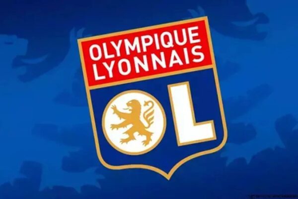 Lyon, Borç Krizi Nedeniyle Ligue 2’ye Düştü