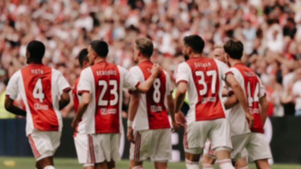 Ajax’ta Yaprak Dökümü: 7 Futbolcu ile Yollar Ayrıldı