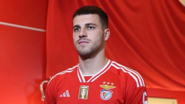 Beşiktaş’tan İlk Hamle: David Jurasek Kadroya Katıldı