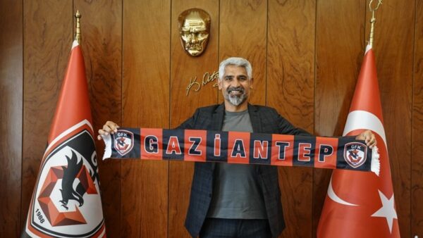 Gaziantep FK İsmet Taşdemir ile 1+1 Yıllık Sözleşme İmzaladı