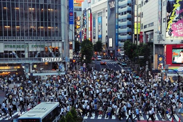Japonya’da Doğan Bebek Sayısı İlk Kez 700 Binin Altına Düştü