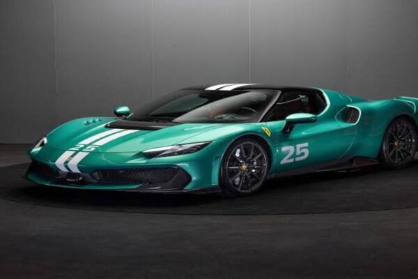 Ferrari 296 Speciale Piloti Modeli, Sadece Yarışçılara Özel Sunuldu