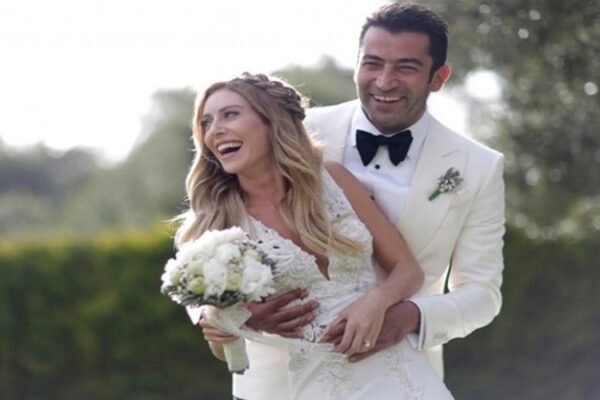 Sinem Kobal Boşanma Haberlerine Son Noktayı Koydu
