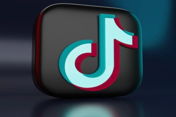 Trump, TikTok’un Satın Alınması İçin ‘Çok Zengin Bir Grup’ Bulduğunu Açıkladı