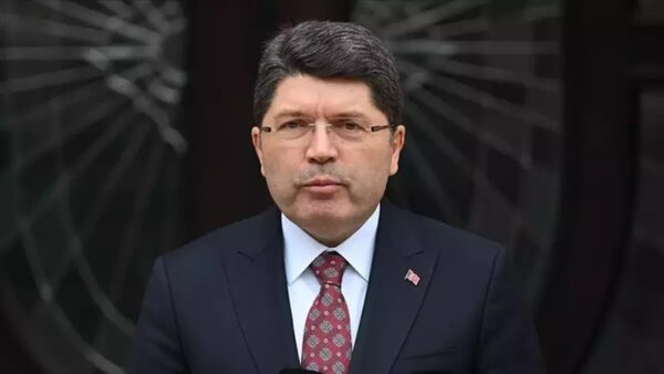 Bakan Tunç, Belediye Başkanları Soruşturmaları Hakkında Açıklama Yaptı