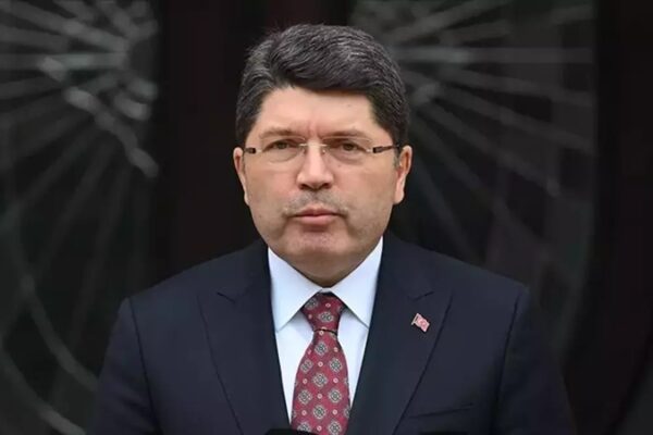 Bakan Tunç, Belediye Başkanları Soruşturmaları Hakkında Açıklama Yaptı