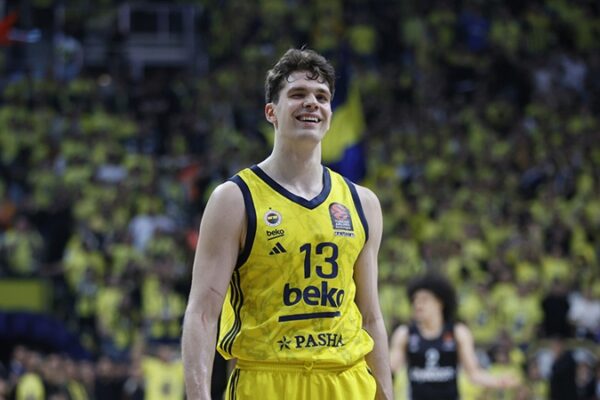Fenerbahçe Beko, Tarık Biberovic ile Yeni Sözleşme İmzaladı